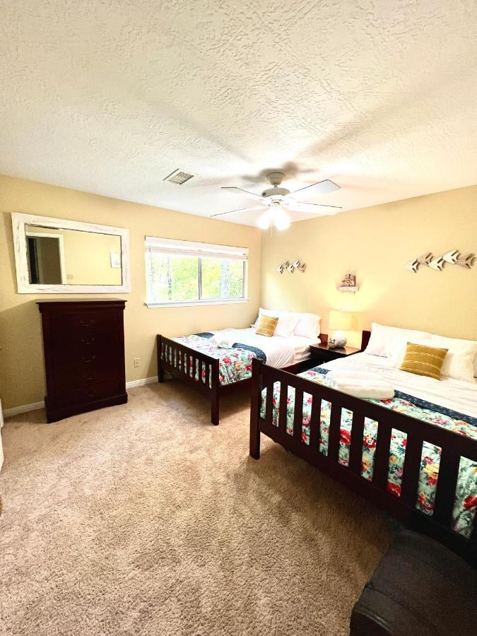 2 Bdrm Treehouse Hideout- Lake Conroe With Boat Ramp Montgomery Eksteriør bilde
